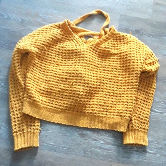 Star & ivy sweater 10/12 gold girls 4/$10 - Picture 1 of 3